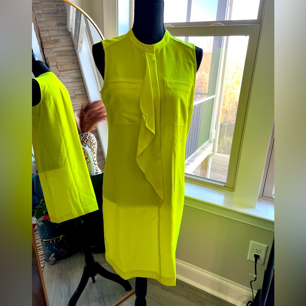 Worthington jc penny
Neon green dress
Size S